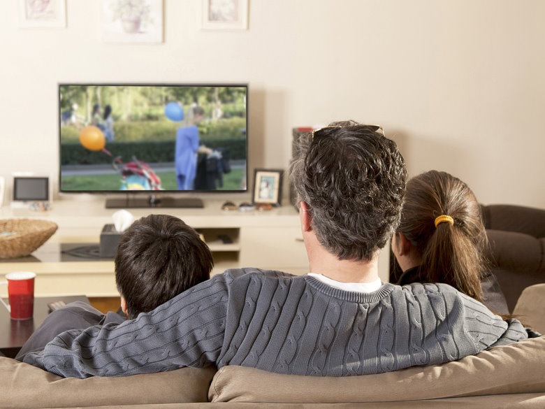 Даже старый телевизор можно легко превратить в Smart TV