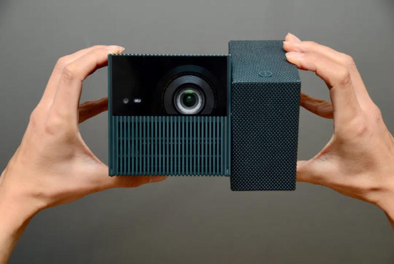 TCL представила портативный проектор PlayCube с Google TV и встроенным аккумулятором