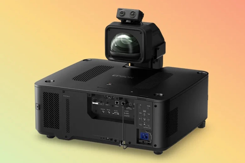 Epson представила компактный проектор EB-XQ2030B с яркостью 30 000 люмен — новое решение для масштабных инсталляций и IPTV-трансляций