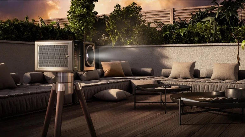 Hisense XR10 проектор 6000 люмен 4K 300 дюймов Dolby Vision обзор