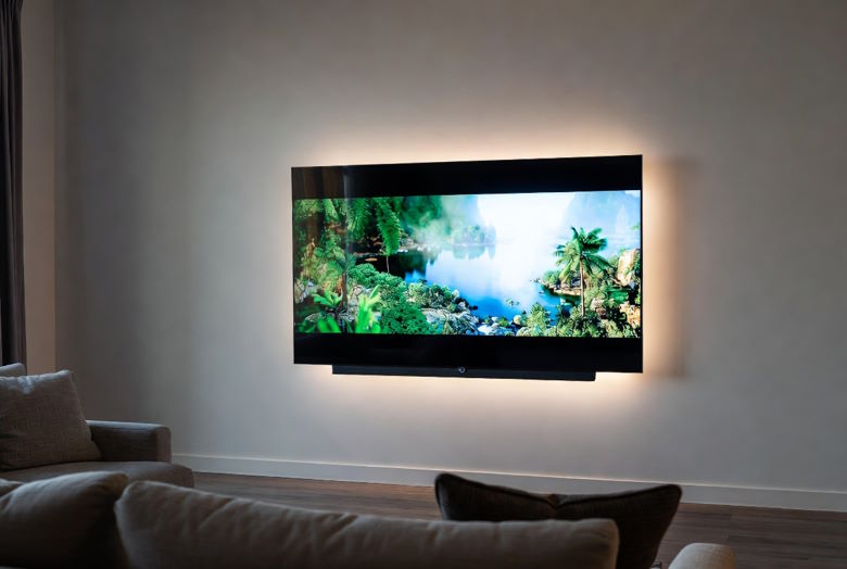 Современный RGB-Mini LED телевизор Hisense с передовой технологией подсветки